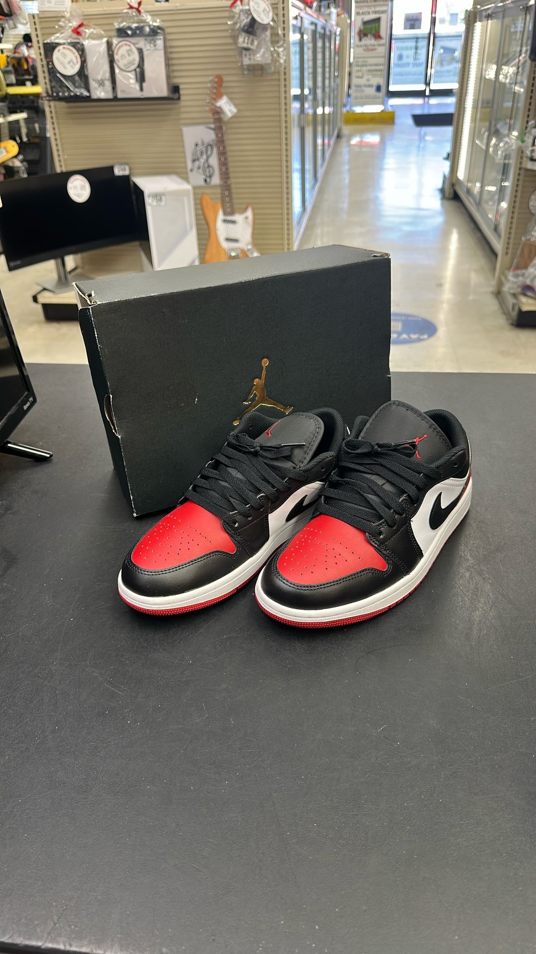 Jordan 1 Low Bred Toe 2.0