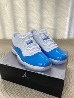 Air Jordan 11 Retro Low University Blue