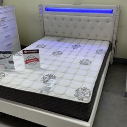 Queen Size Bed Frame With Led Lights / Mattress Including.      Cama Queen Con Colchon Incluido 