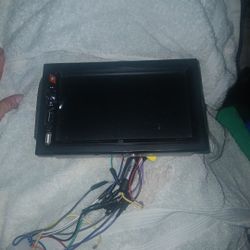 Dual Electronics XVM279BT Like New