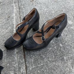 Black leather heels/mary janes 