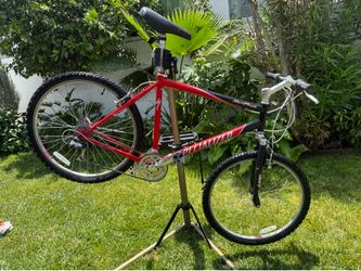 Specialized Hard Rock vintage Garage Kept from the 1990s