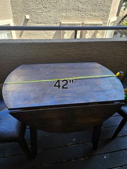 Standard wooden table