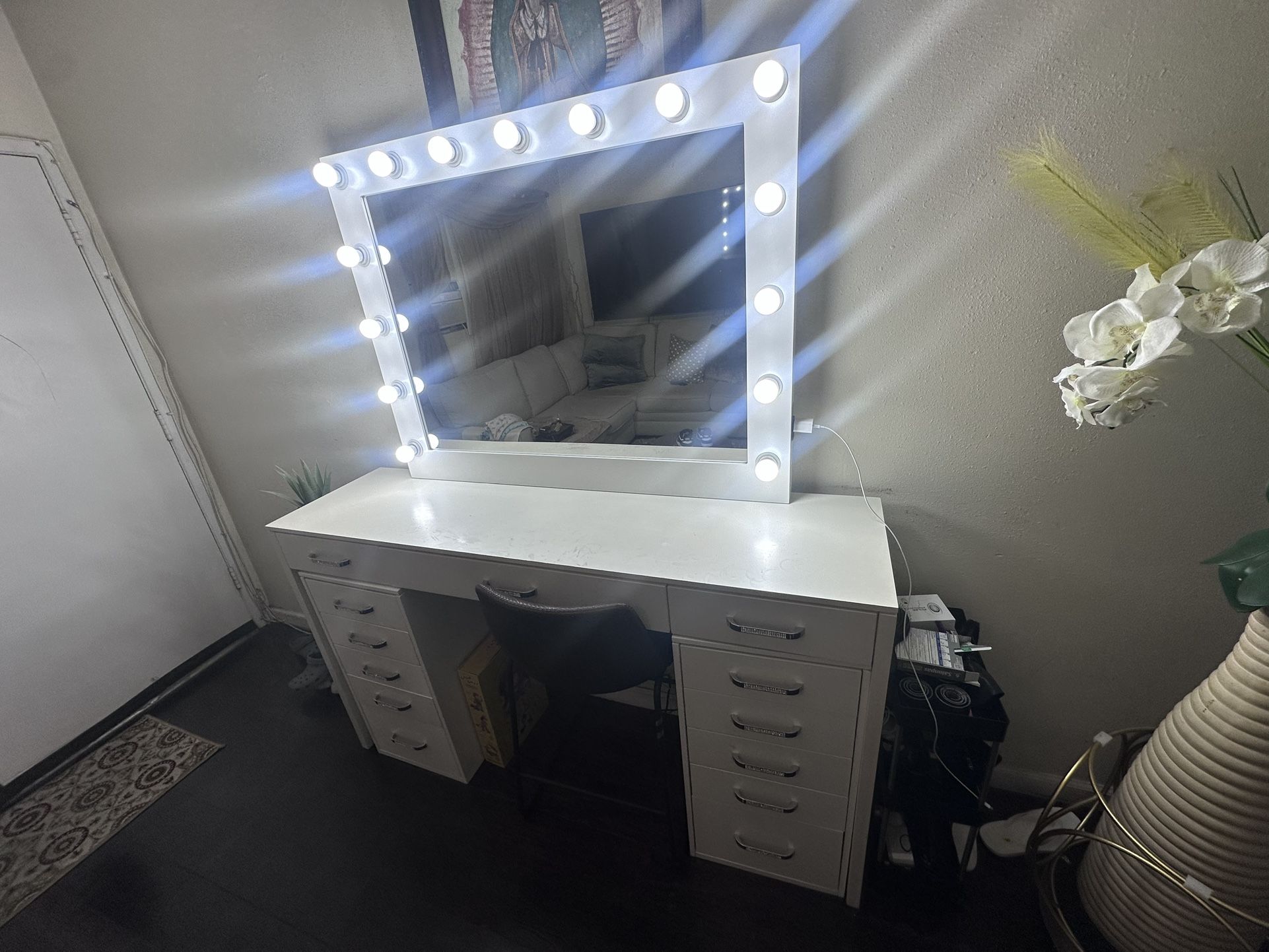 Makeup Vanity 