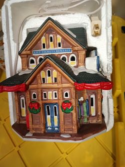 New for Christmas 20.00 lights up new