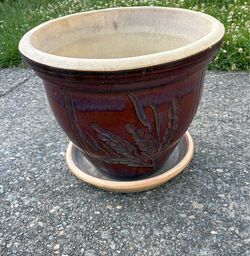 Heavy big ceramic pot. Read description 1st
