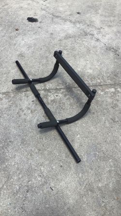 SPRI Pull Up Bar - 8-Grip Door Frame Mounting Pull-Up Bar 250lbs