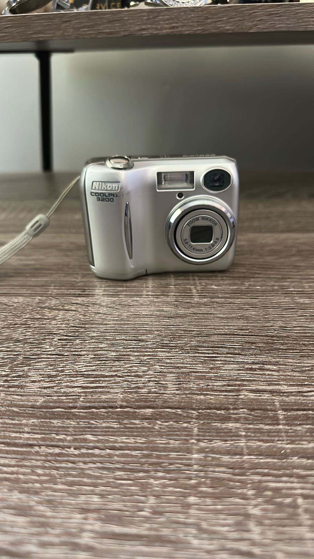 Nikon Coolpix 3200