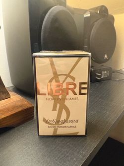 YSL Libre Flowers & Flames Eau de Parfum Florale