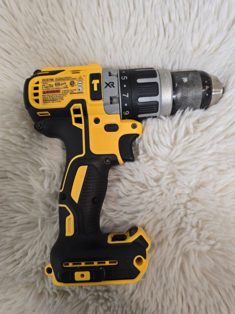 DeWalt DCD796 XR 20V MAX Brushless Hammer Drill – Like New