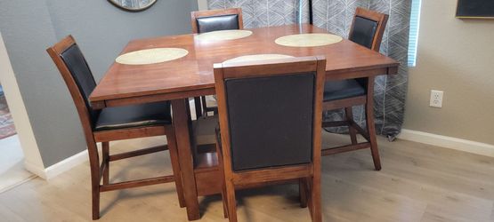Counter Height Dining Table Set with 4 Chairs