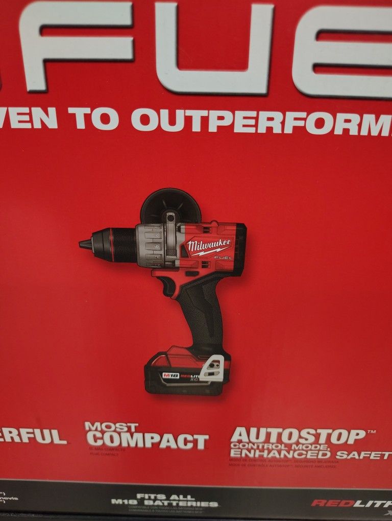 Milwaukee Fuel Hammer Drill With Two 5.0ah Batteries And Charger With Hard Case
