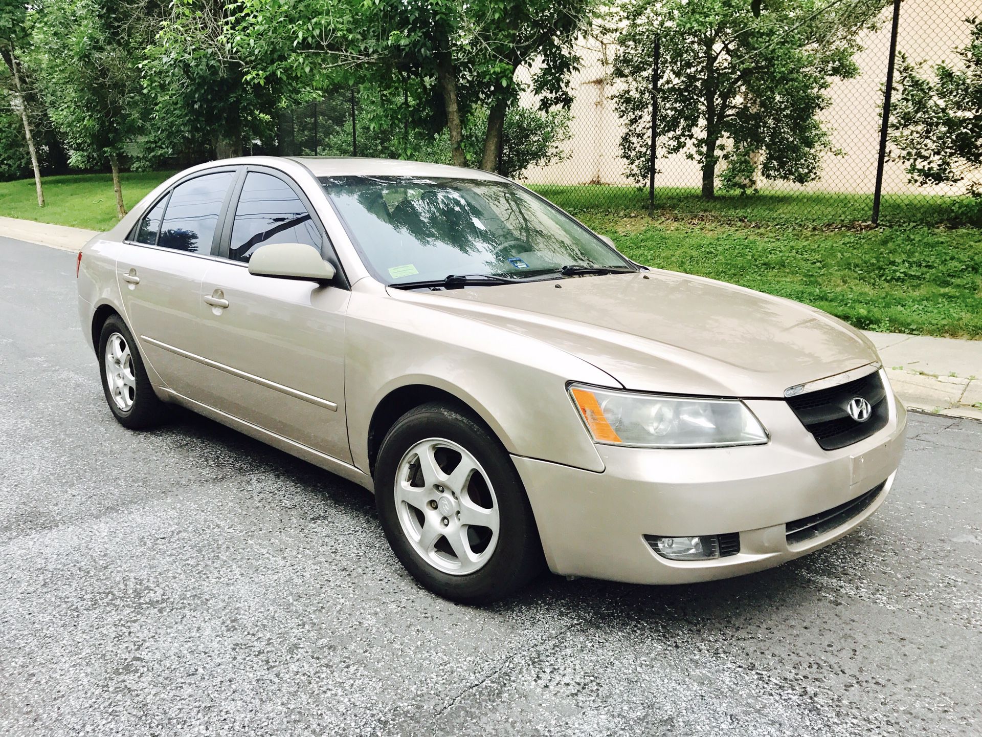 Only $1900 FIRM PRICE !! TODAY ONLY !! NOT NEGOTIABLE!! 2006 Hyundai Sonata Cold AC