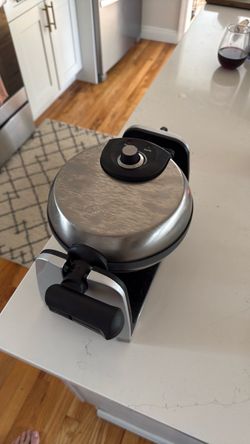 Oster Flip Waffle Maker