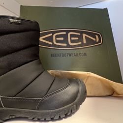 Brand New Keen Boy Boots size 3