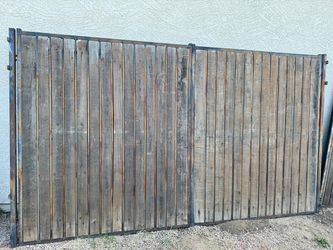 Gate
