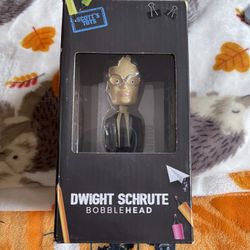 Dwight Bobble head 