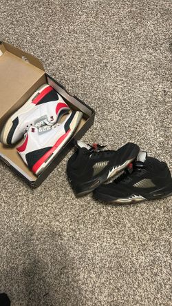 Jordan 3s and 5s both size 7y