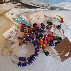 Bundle Of Eight Lightweight Vantage Earings 