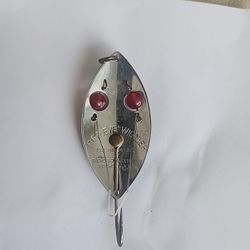 Red Eye Wiggler Fishing Tackle