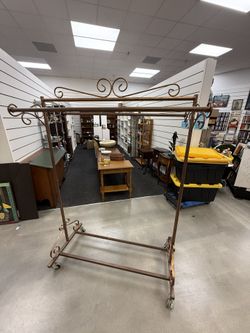 Fancy Scroll Metal Double Sided Clothing Rack