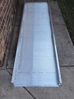 Magliner® Aluminum Walk Ramp - 8' x 29"