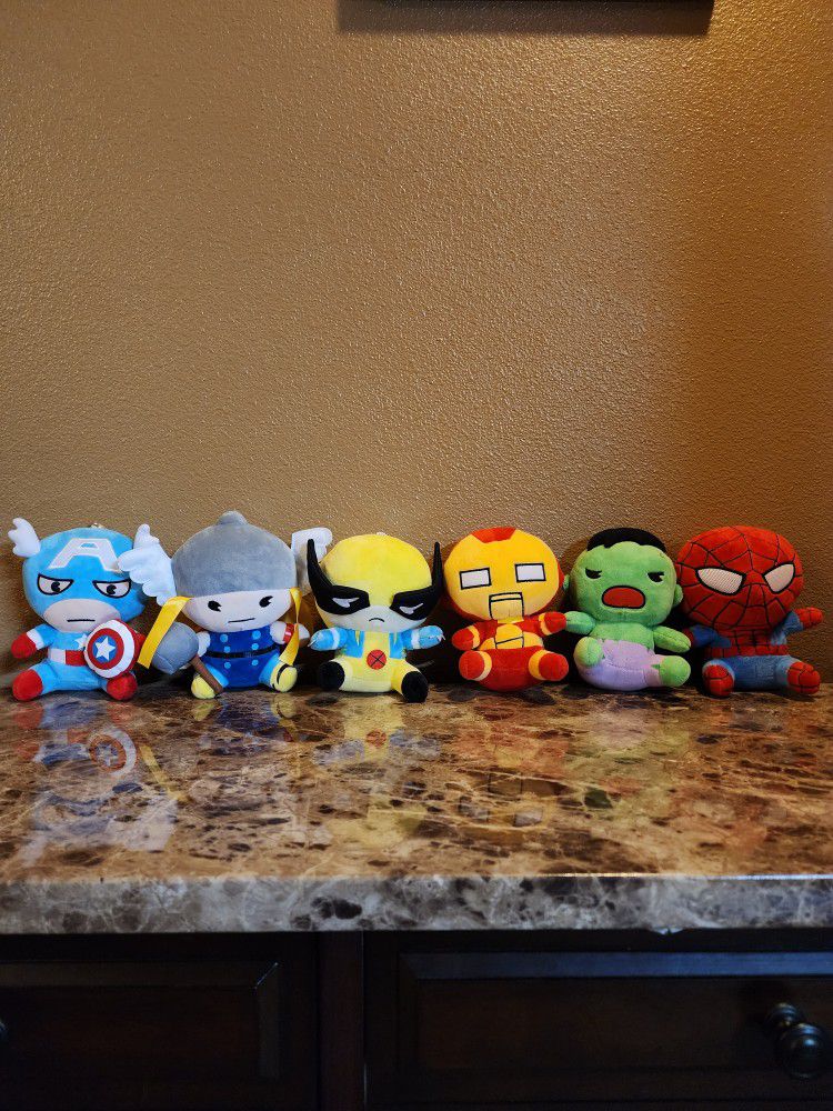Marvel Combo Bundle Plushies 6" Inch Tall 6 Characters Includes Spider, Iron Man