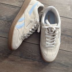 Reebok Shoes