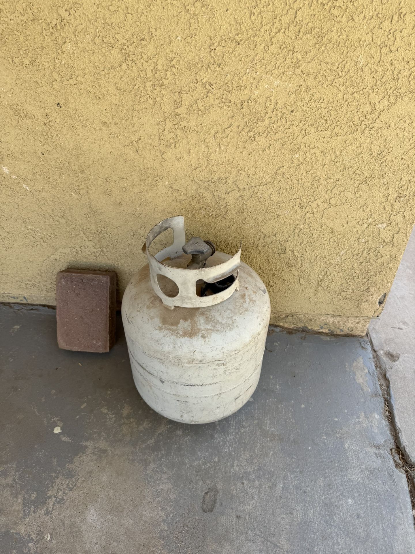 Gas Cylinder
