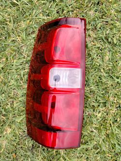 Chevy Tahoe OEM Tail Light Tail Lamp. 