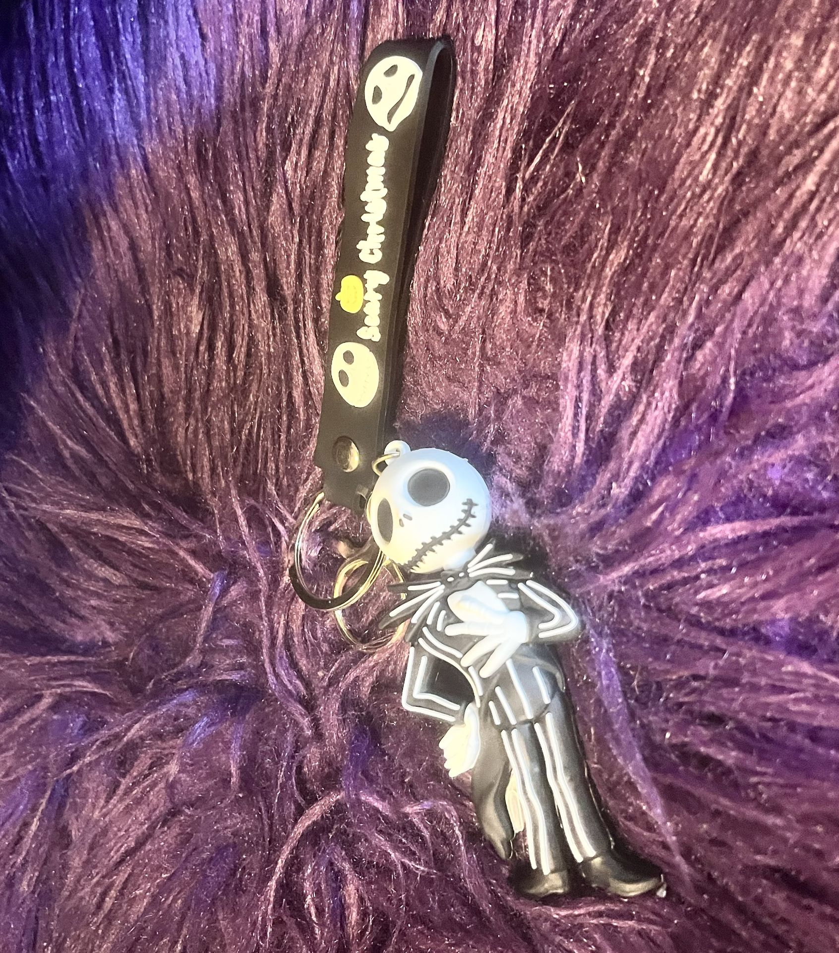 New! Skeleton Keychain