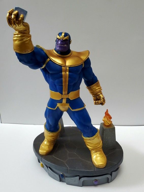 PREMIER THANOS Statue