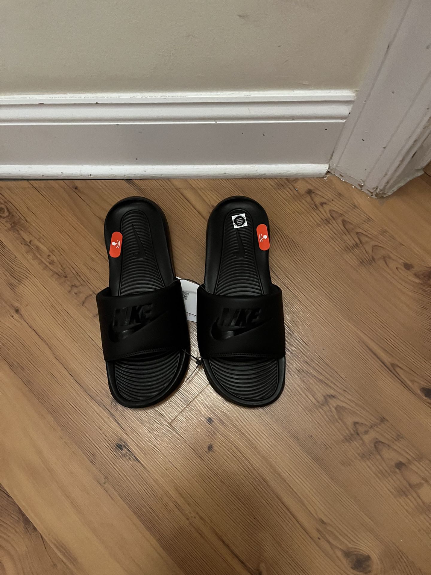 Nike Flip-Flops