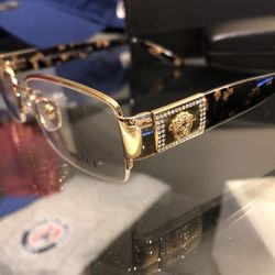 Versace Eyeglasses 200$ Nike Gucci