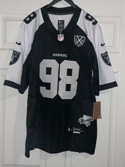 Las Vegas Raiders MAXX Crosby #98 Color Rush Jersey Vapor Stitched Dual Patches Black /White Limited Edition Adult Men’s size Medium New with tags