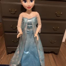 Frozen Ice And Snow Play date Elsa