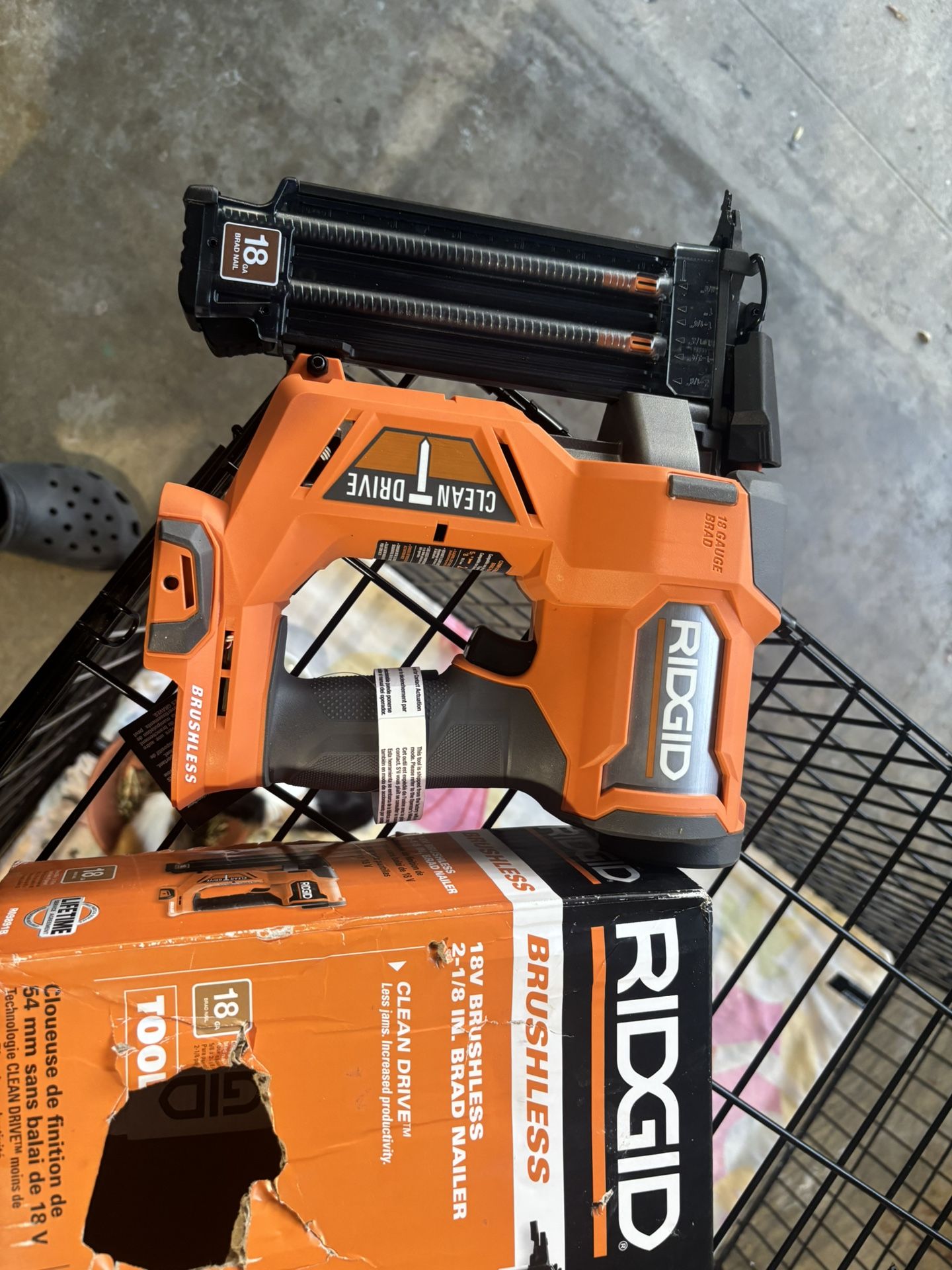 18V Brushless 2-1/8 In. Brad Nailer Rigid