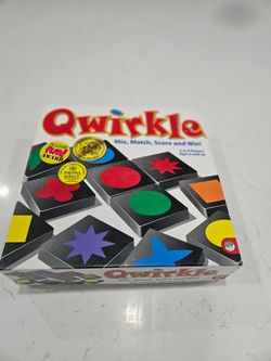 Qwirkle Board Game