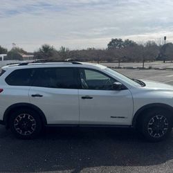 2019 Nissan Pathfinder