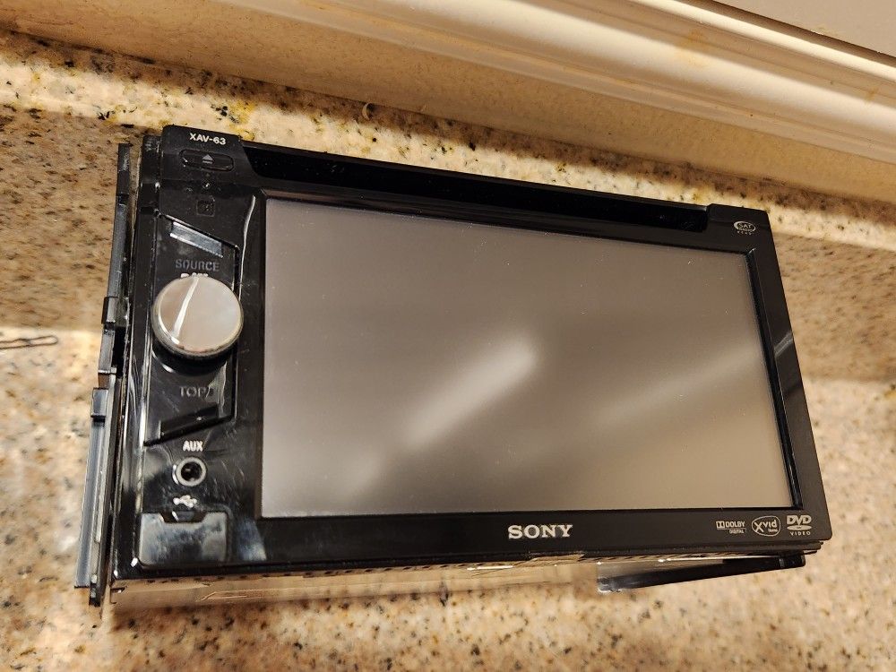 Sony XAV-63 -6.1 inch In-Dash Car DVD Player