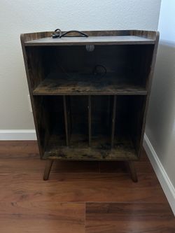 Vintage dresser with power