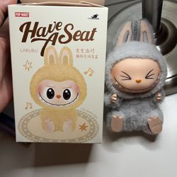 LABUBU- HEHE SITTING