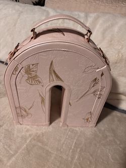 Jewelry box