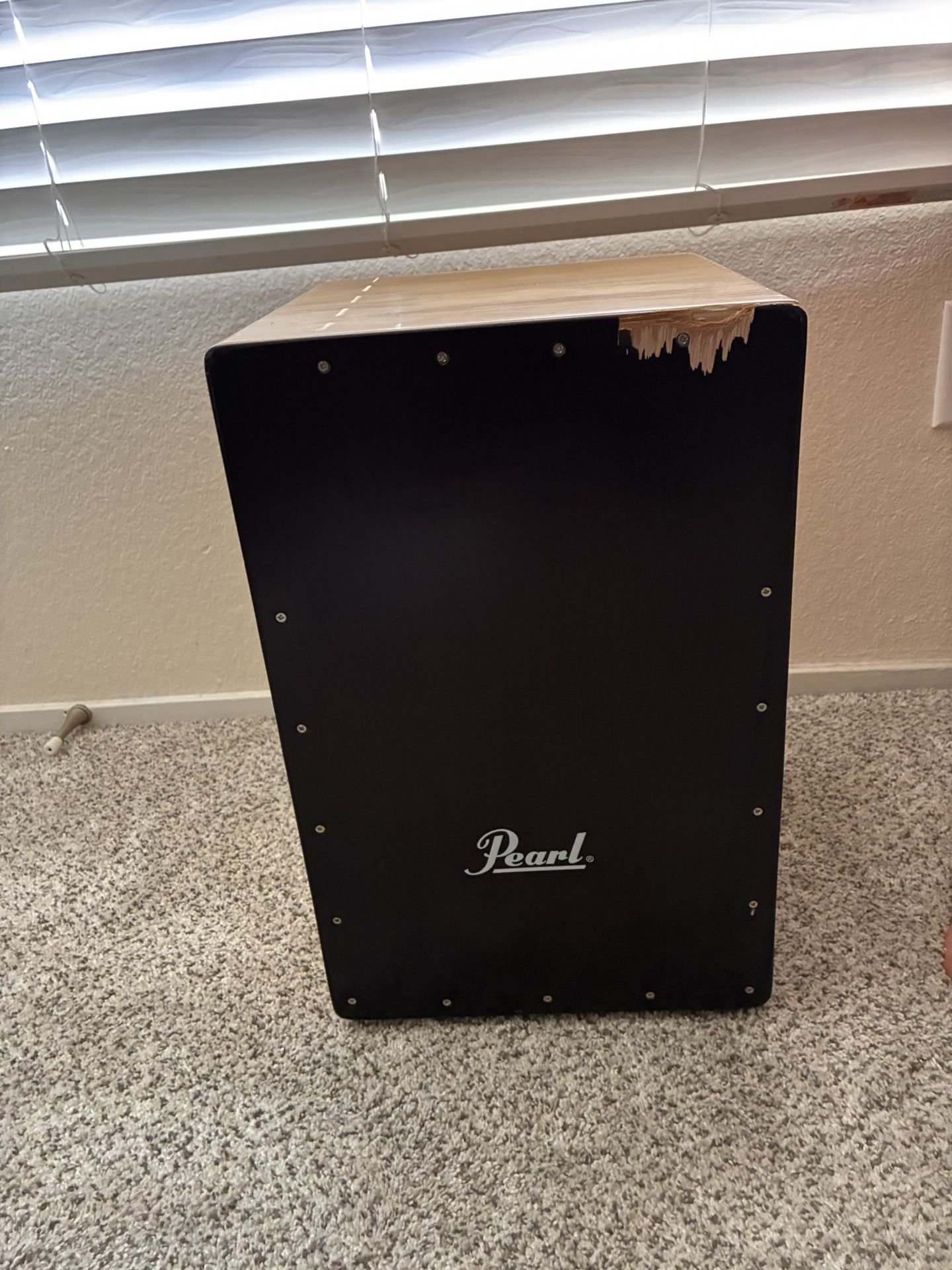 Pearl Cajon (box drum)