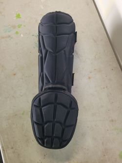 Batter's Leg Gaurd