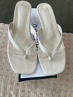 Kitten heels