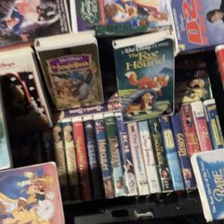 Disney,Kids,animation,& Comedy movie lot of 37 VHS Tapes UNTESTED