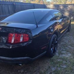 2011 Ford Mustang