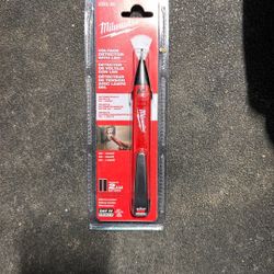 Milwaukee Voltage Detector