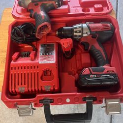 Milwaukee Set Of Drill Whit One Batterie And Charge Incluye Including Little Hammerdrill Whit Battery 